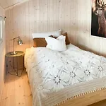 With A View And Close To Jotunheimen Ferienhaus Heggenes