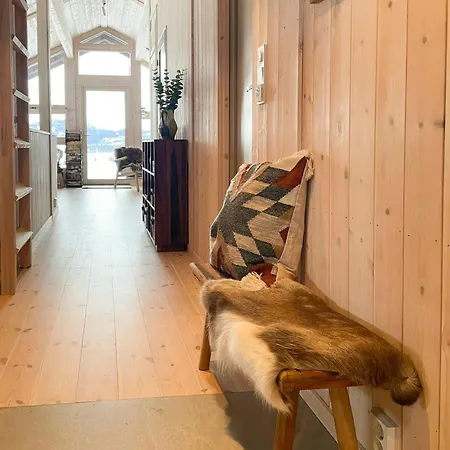 With A View And Close To Jotunheimen Дом отдыха *